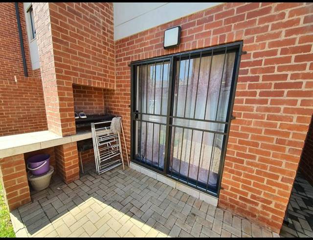 3 BEDROOM HOUSE FOR SALE IN KARENPARK